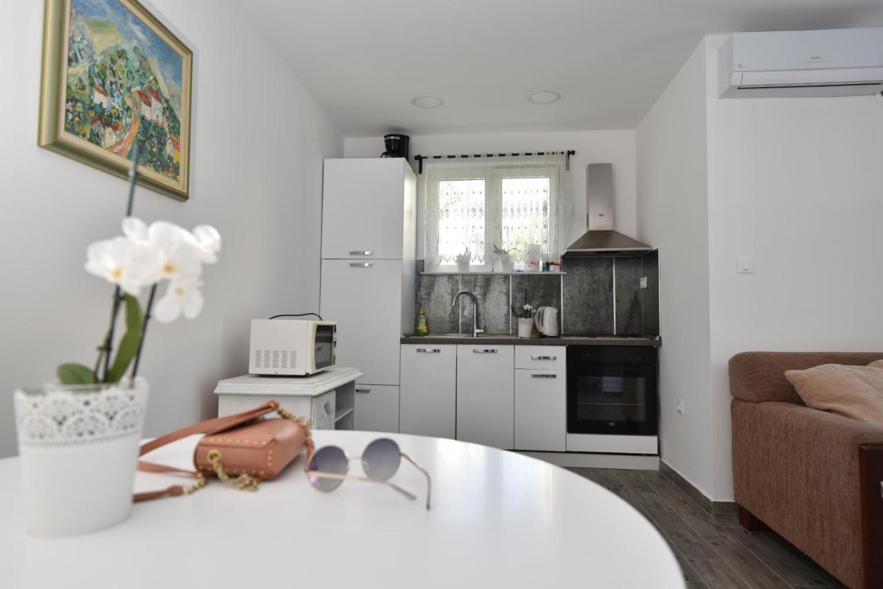Apartments Pralas Quận Mokošica Ngoại thất bức ảnh
