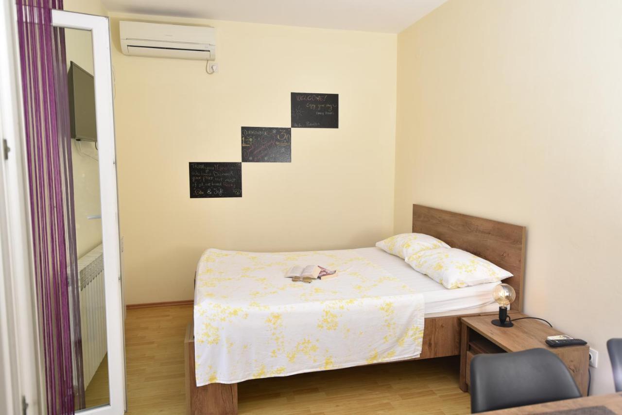 Apartments Pralas Quận Mokošica Ngoại thất bức ảnh