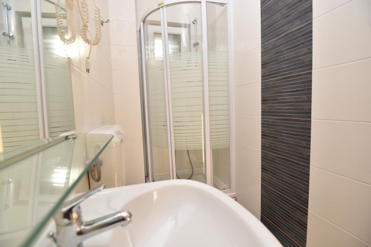 Apartments Pralas Quận Mokošica Ngoại thất bức ảnh