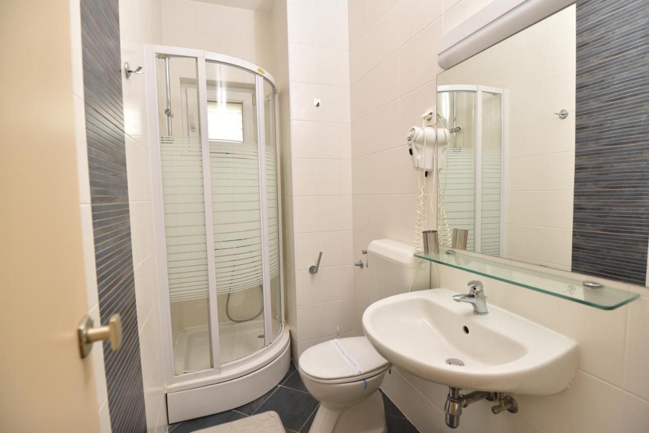 Apartments Pralas Quận Mokošica Ngoại thất bức ảnh