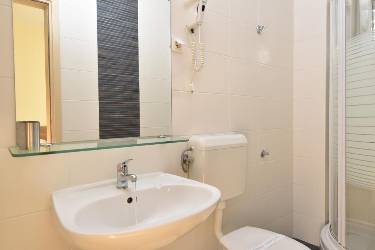 Apartments Pralas Quận Mokošica Ngoại thất bức ảnh