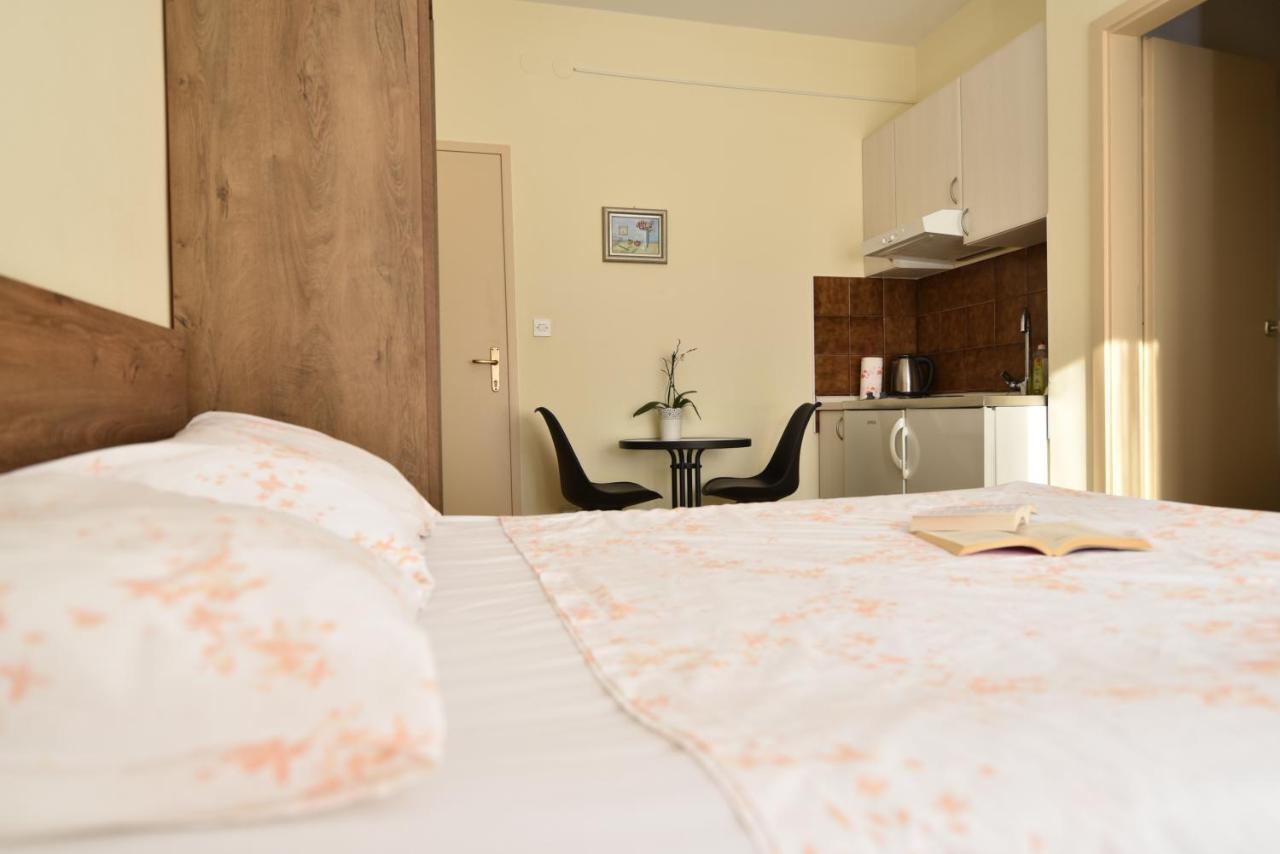 Apartments Pralas Quận Mokošica Ngoại thất bức ảnh